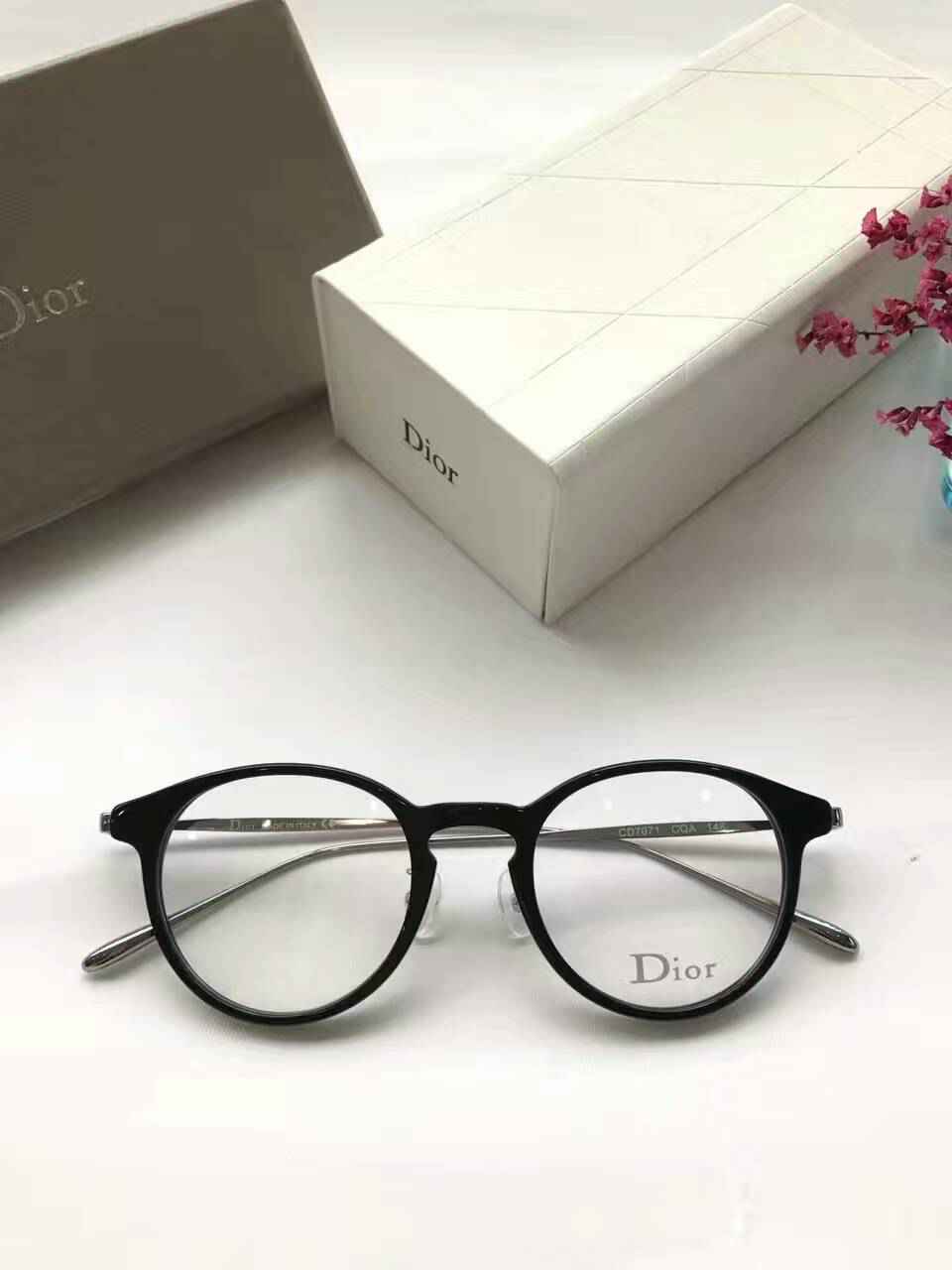 新品 ディオールコピー サングラス CHRISTIAN DIOR 2024秋冬新作 上質で UVカット サングラス drglass161030-1