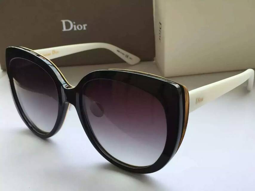 ディオールコピー サングラス CHRISTIAN DIOR 2024春夏新作 レディース UVカット サングラス drglass150608-1