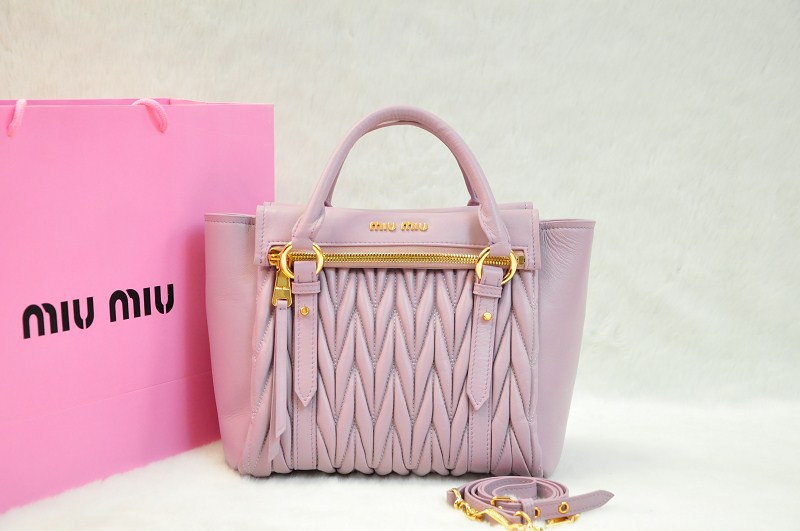 MIUMIU 2014春夏新作 ミュウミュウコピー バッグ 薄ピンク 2way レディース ラムスキン ショルダー付 ハンドバッグ 0955-1