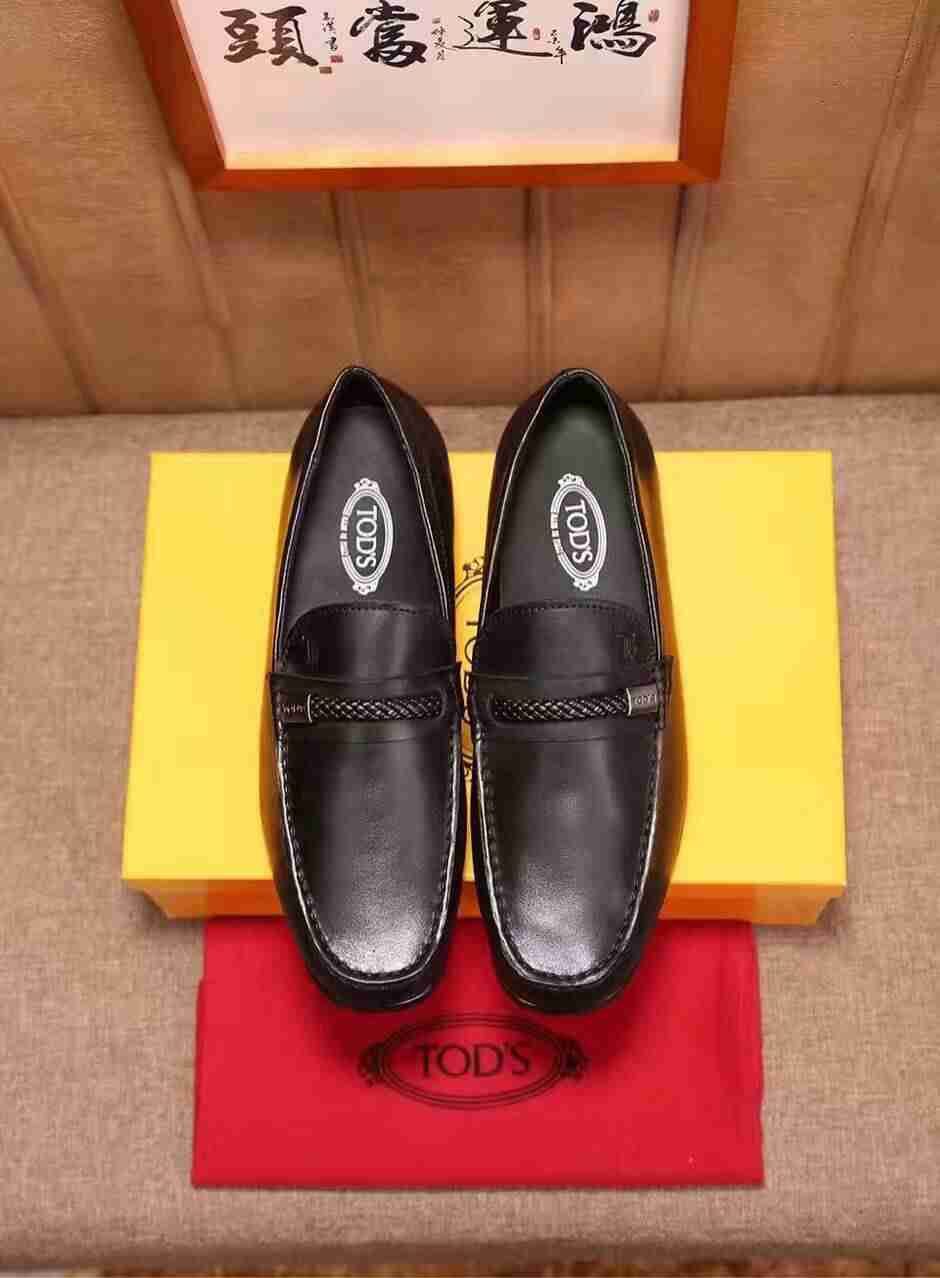 トッズコピー 靴 TOD'S 2025最新作 メンズ ドライビングシューズ トレンド デッキシューズ todshoes161219-27