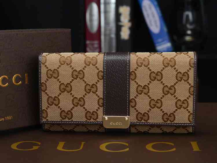 グッチコピー 財布 GUCCI 2014秋冬新作 GG柄 キャンバス 高品質 耐久性 男女兼用 長財布 三つ折財布 233014