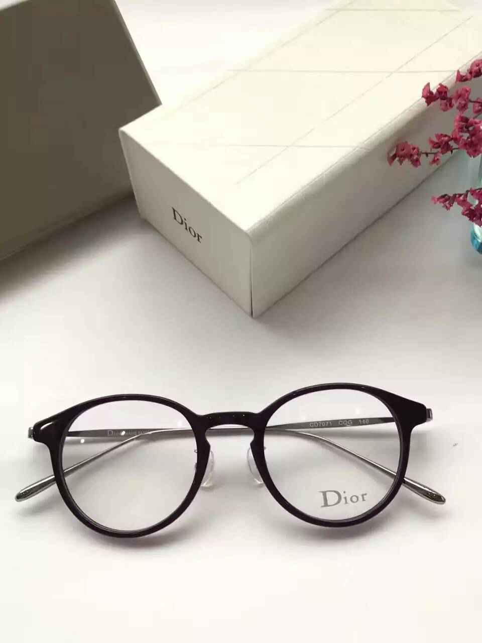 新品 ディオールコピー サングラス CHRISTIAN DIOR 2024秋冬新作 上質で UVカット サングラス drglass161030-3