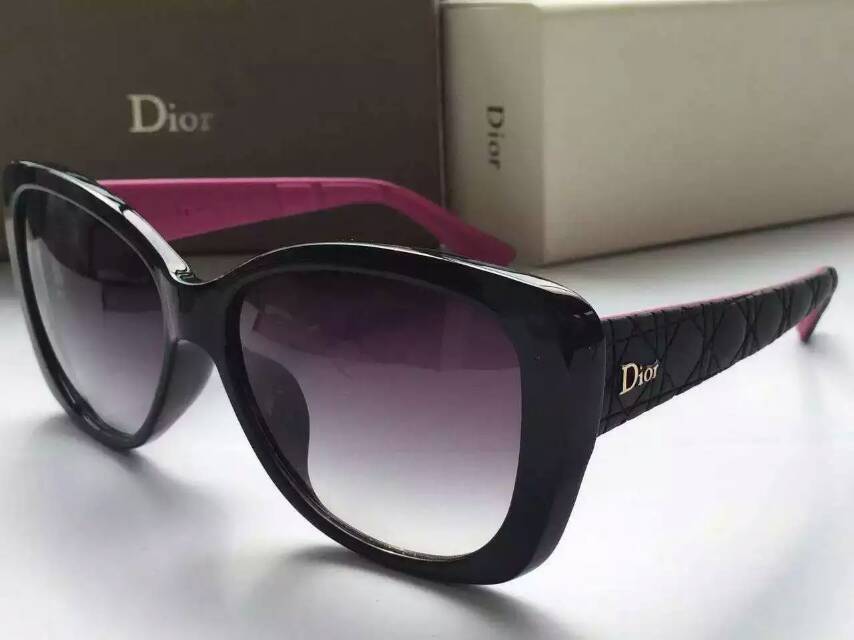 CHRISTIAN DIOR ディオールコピー サングラス 2024春夏新作 レディース UVカット 眼鏡 drglass150805-10