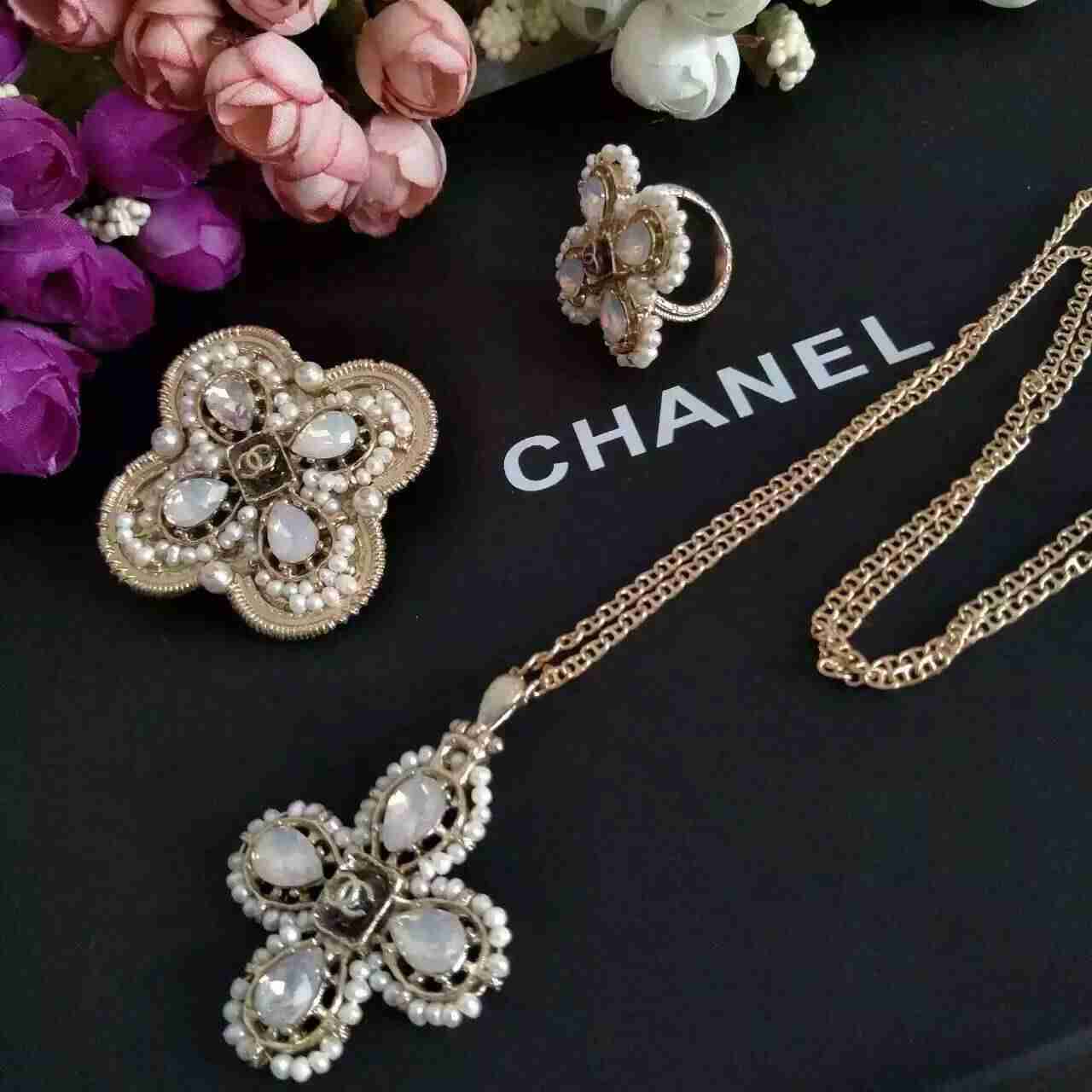 シャネルコピー ネックレス CHANEL 2024秋冬新品 レディース 高貴の気質 ネックレス chnecklace161009-4