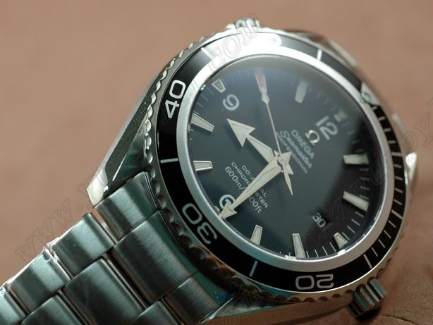 オメガOmega Planet Ocean 45.5mm Black Bez自動巻き