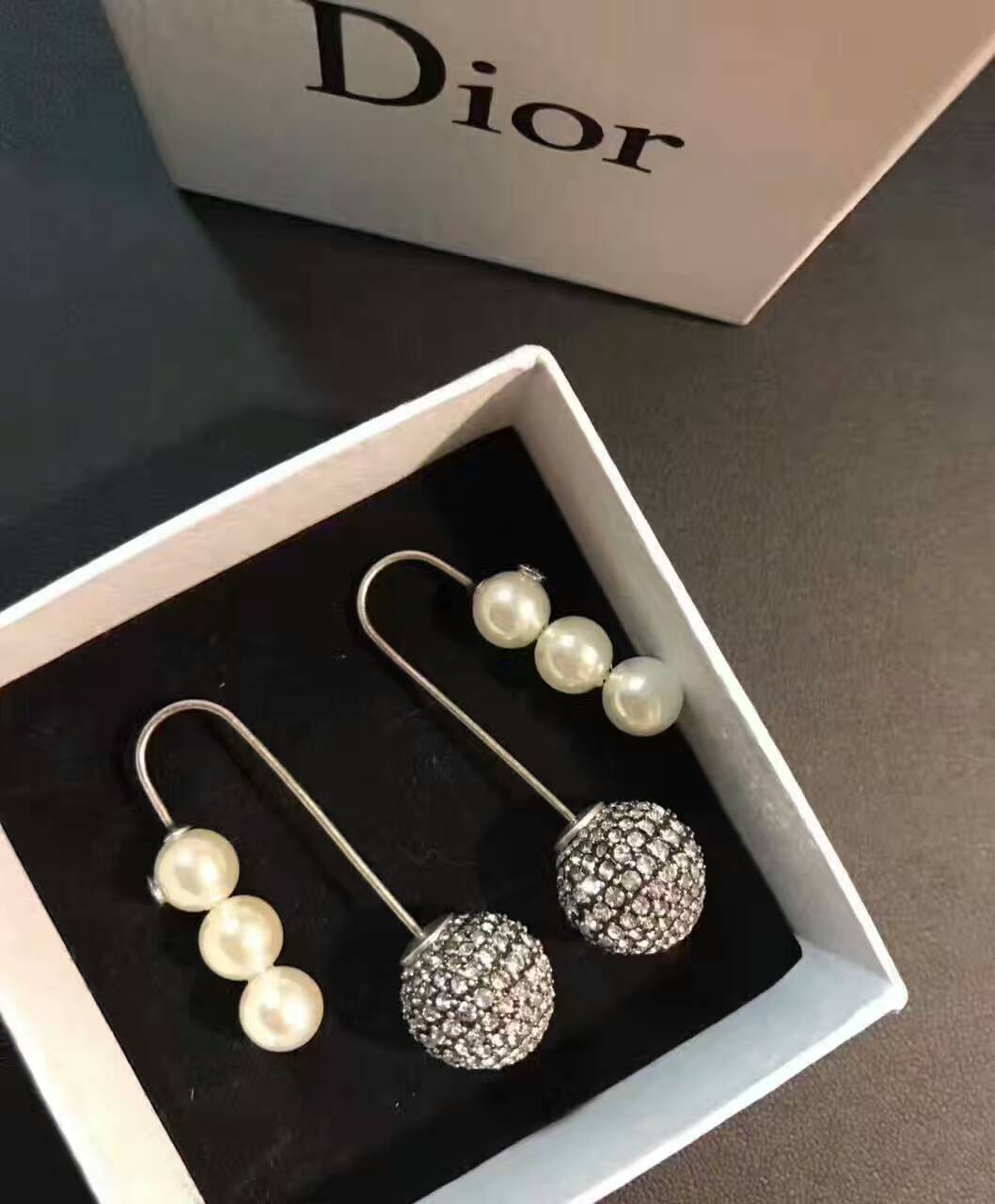 Christian Dior - 超美品☆ディオール ❤️ピアス ♡パール+