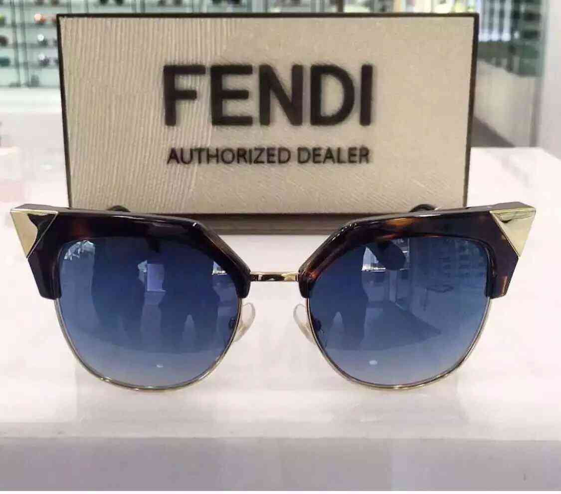 フェンディコピー サングラス 2024春夏新作 FENDI UVカット レディース 気質 サングラス fdglass160711-8