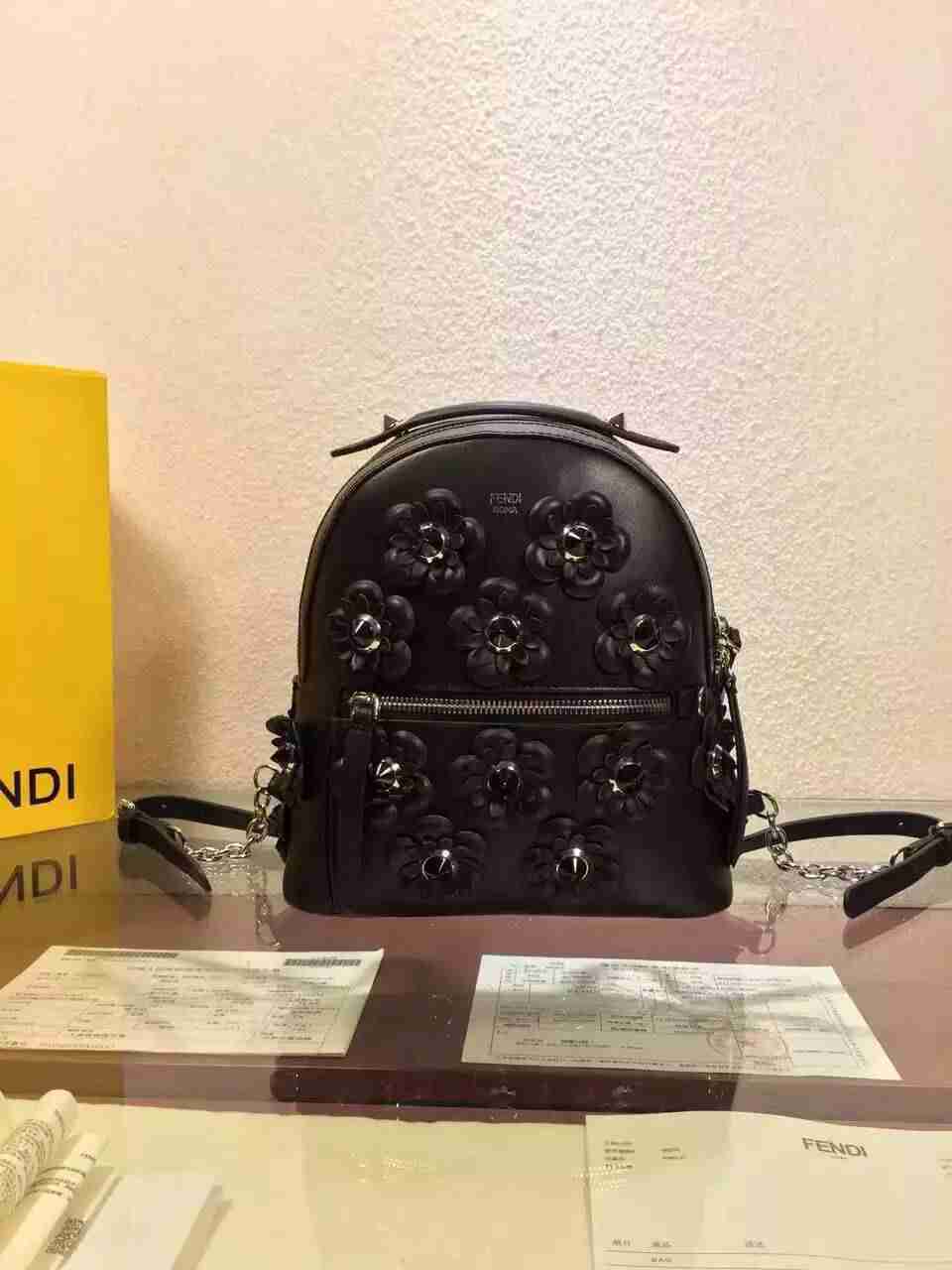 フェンディコピーバッグ 2024秋冬新作 FENDI オシャレ 流行の両肩バッグ リュックサック fdbag160904-12