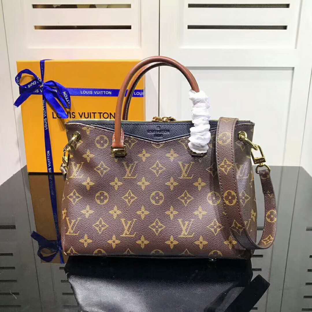 ルイヴィトンコピーバッグ LOUIS VUITTON 2024新作  ハンドバッグ  M41243