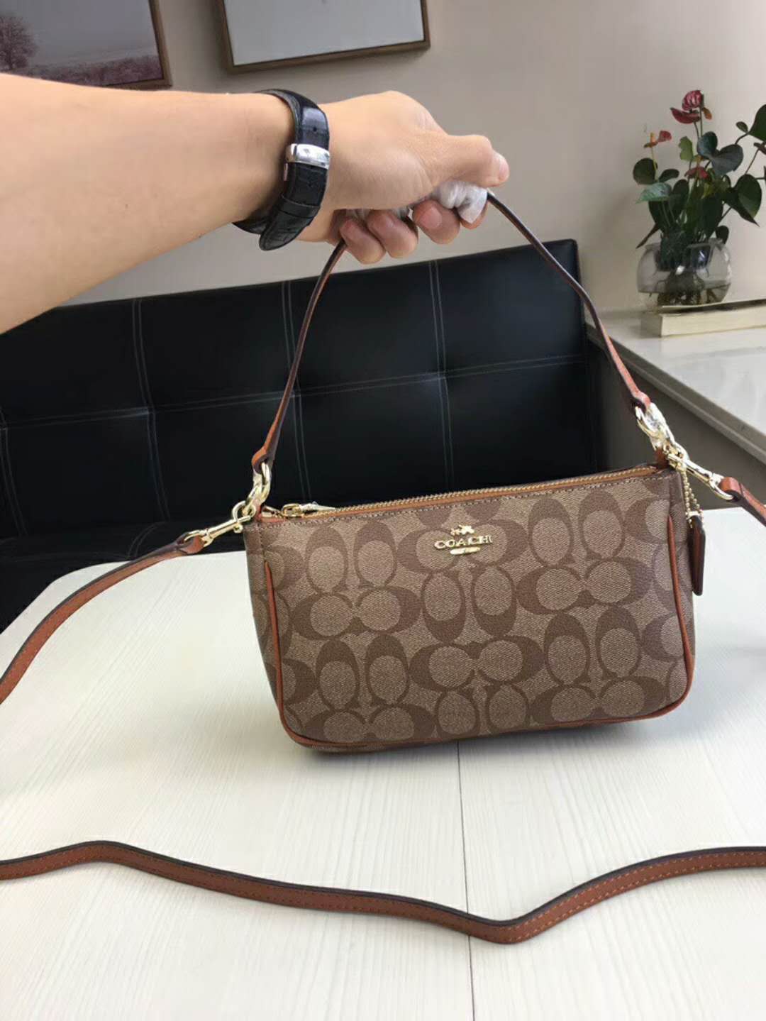 コーチ偽物 バッグ COACH 2024新作 ショルダーバッグ 36674