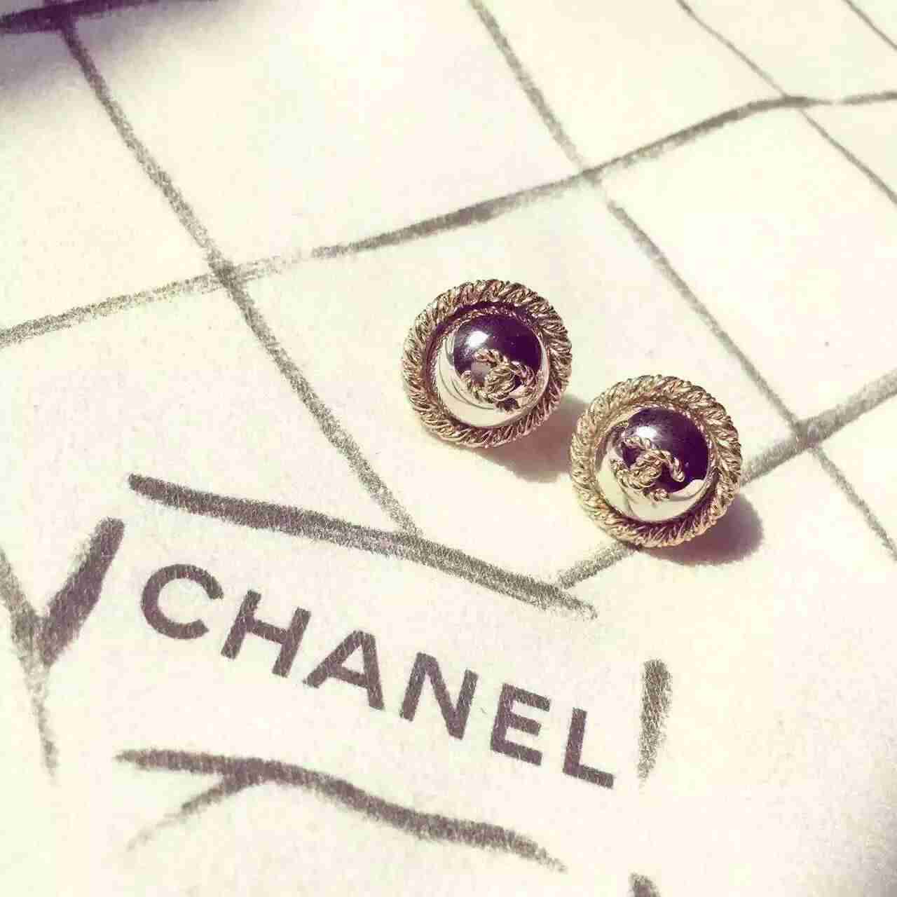 シャネルコピー ピアス CHANEL 2024秋冬新品 レディース 独特な魅力 ピアス chearrings160909-18