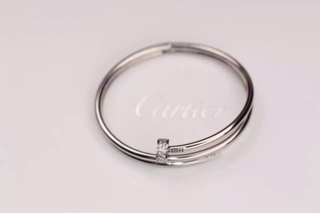 カルティエコピー ブレスレット CARTIER 2024春夏新作 独特な魅力 腕輪 BRACELET crbracelet160622-11