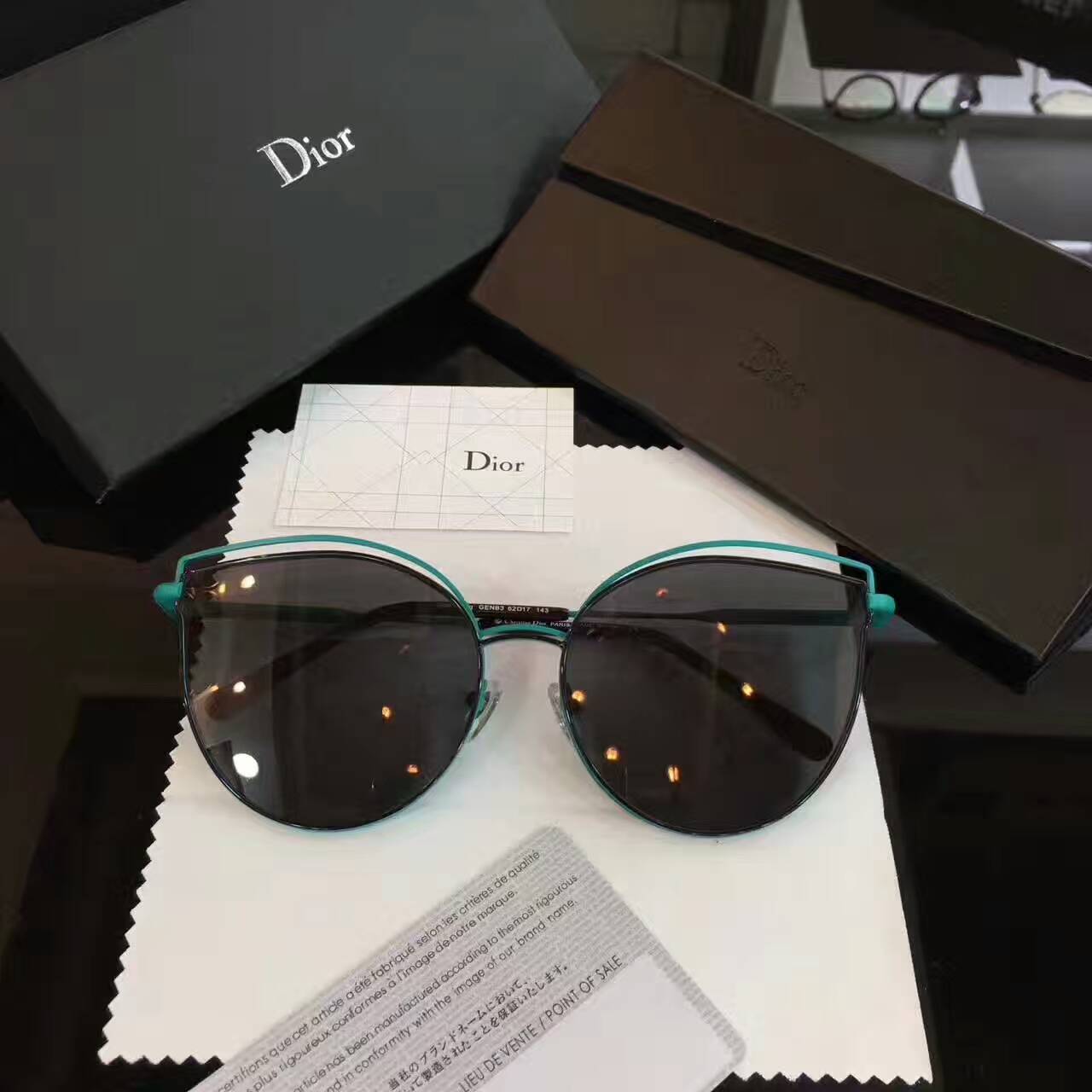 ディオールコピー サングラス CHRISTIAN DIOR 2024新作 高品質 ファッション サングラス drgs17623-5