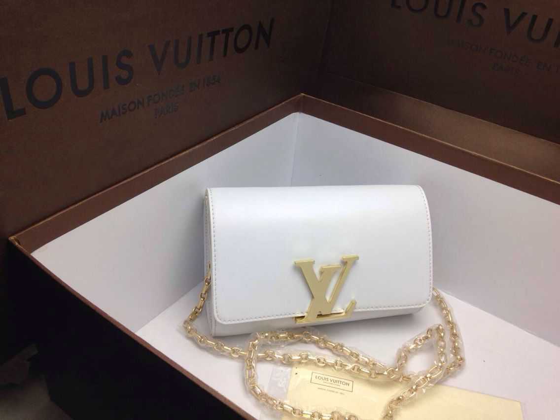 ルイ・ヴィトンコピー バッグ 2014春夏新作 LOUIS VUITTON レディース LVマーク 斜めがけバッグ トランペット チェーンショルダーバッグ ホワイト 94336-8