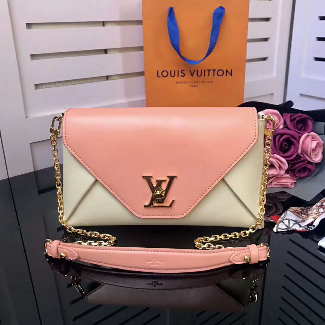 ルイヴィトンコピーバッグ LOUIS VUITTON 2024新作 ショルダーバッグ M54501