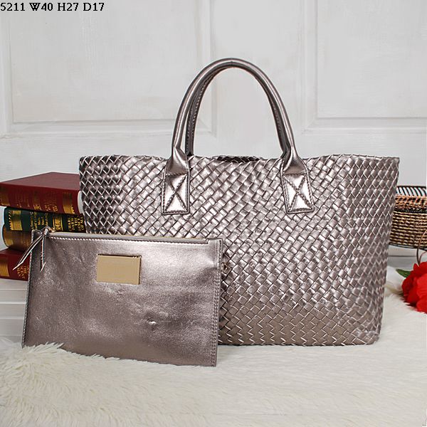 BOTTEGA VENETA 新作 ボッテガヴェネタコピー レディース 人気 編み込み トートバッグ BV5211-15