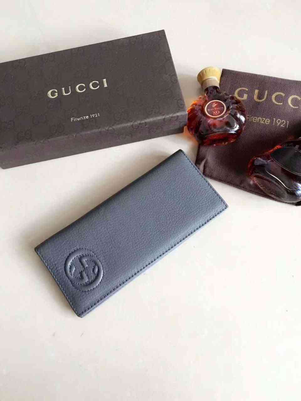 偽物グッチ 財布 2024新作GUCCI ボックスカーフ メンズ 流行の二つ折り長財布 322116-2