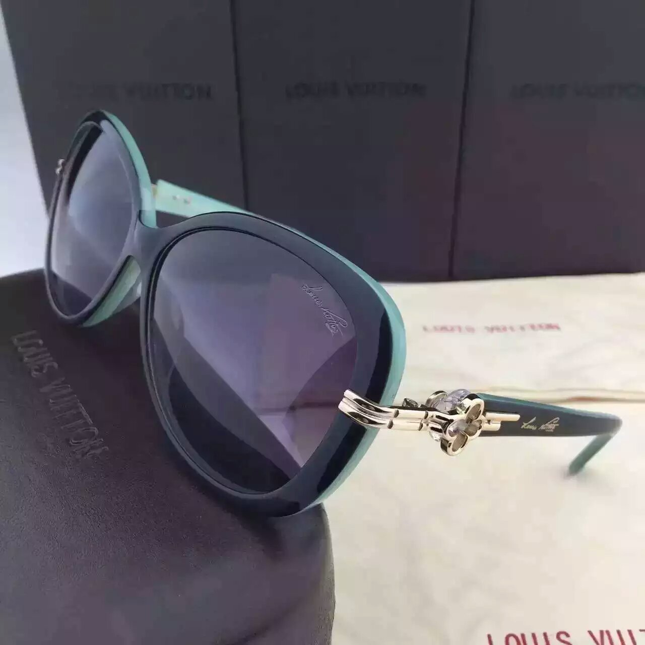 ルイヴィトンコピー サングラス 2024春夏新作 LOUIS VUITTON UVカット オシャレ 眼鏡 lvglass160724-5