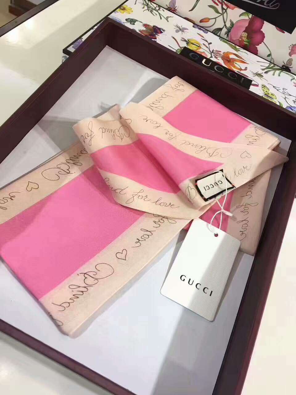 グッチコピー マフラー 2024新作GUCCI レディース 超美品! シルク スカーフ giwj170324-22