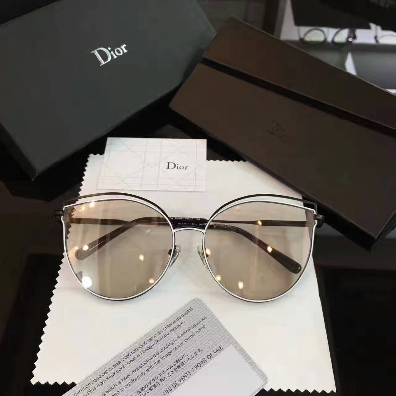 ディオールコピー サングラス CHRISTIAN DIOR 2024新作 高品質 ファッション サングラス drgs17623-3