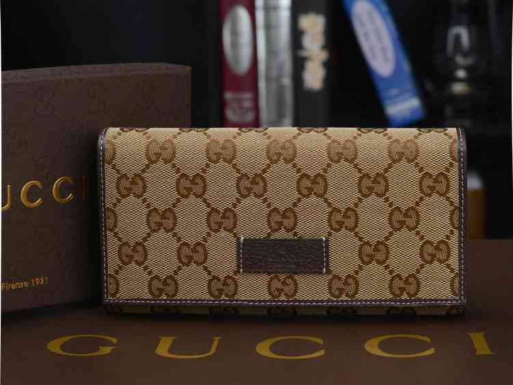 グッチコピー 財布 GUCCI 2014秋冬新作 GG柄 キャンバス 高品質 耐久性 男女兼用 長財布 三つ折財布 109339