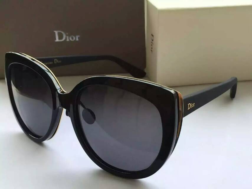 ディオールコピー サングラス CHRISTIAN DIOR 2024春夏新作 レディース UVカット サングラス drglass150608-4