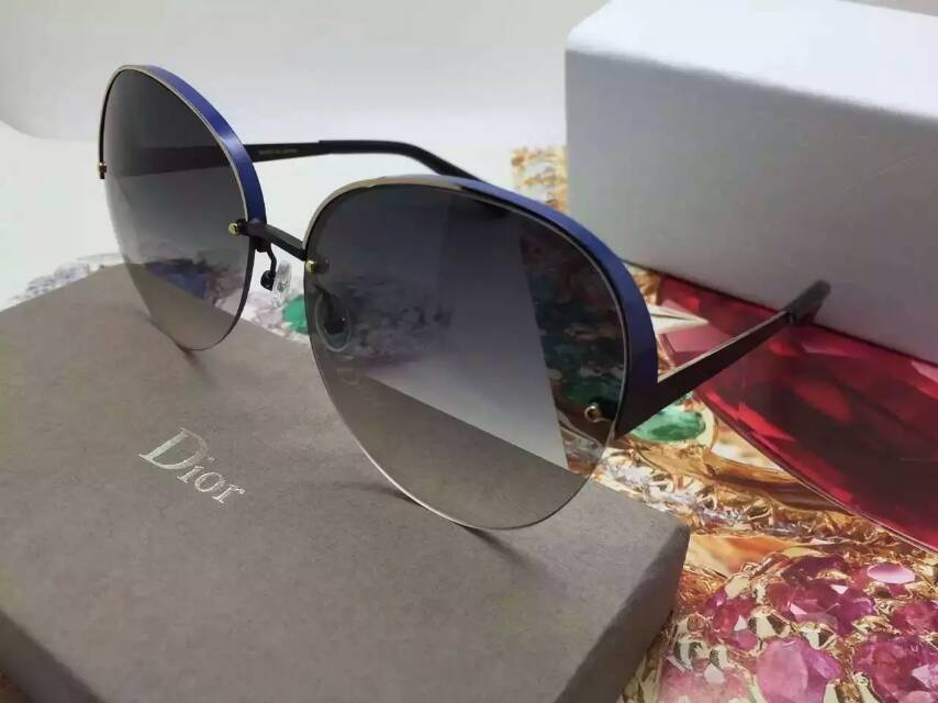 ディオールコピー サングラス CHRISTIAN DIOR 2024春夏新作 レディース UVカット 眼鏡 drglass150721-7