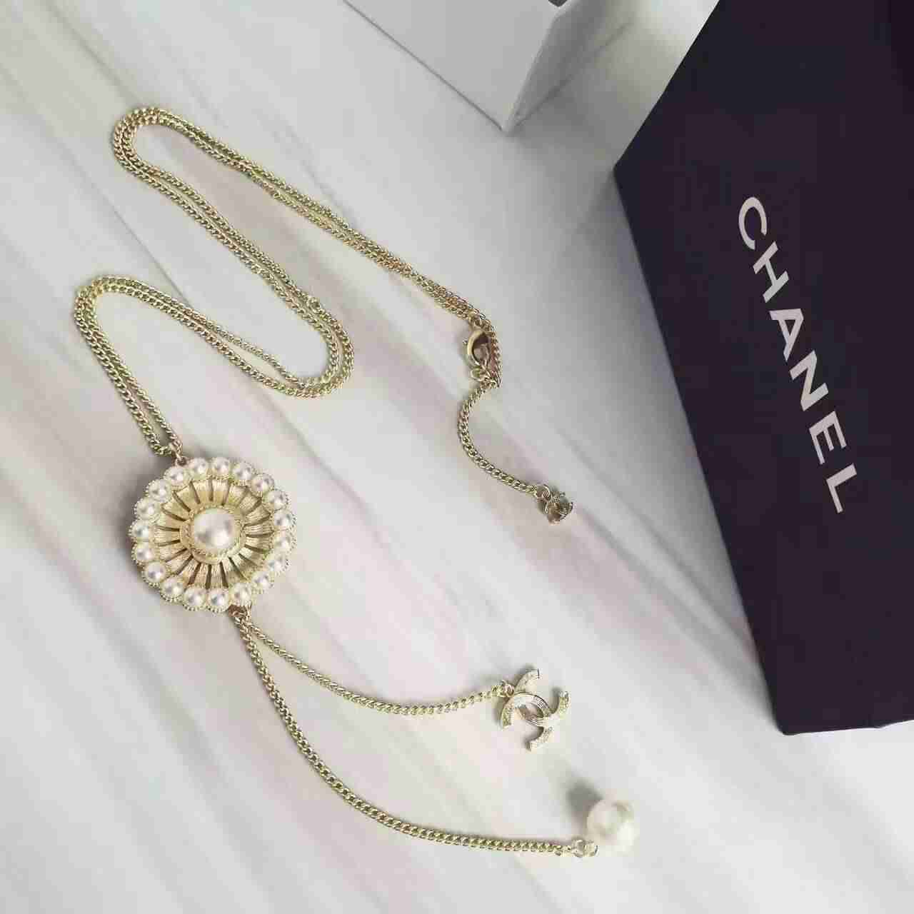 シャネルコピー ネックレス CHANEL 2024秋冬新品 レディース 高貴の品格が漂うおしゃれな ネックレス chnecklace161025-3