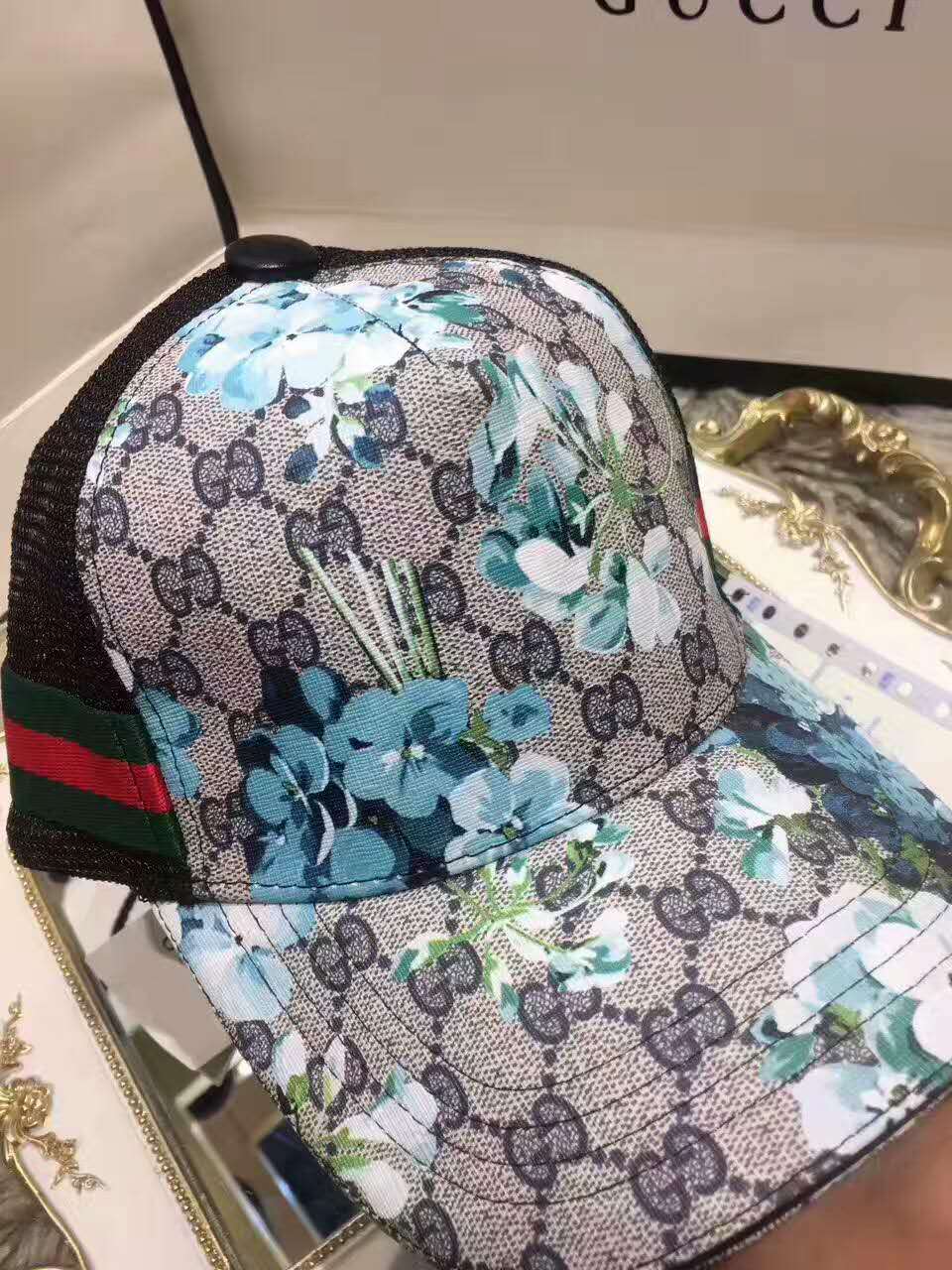 2024新作 偽物グッチ 帽子 GUCCI ベースボールキャップ スポーツキャップ gim1771810-2