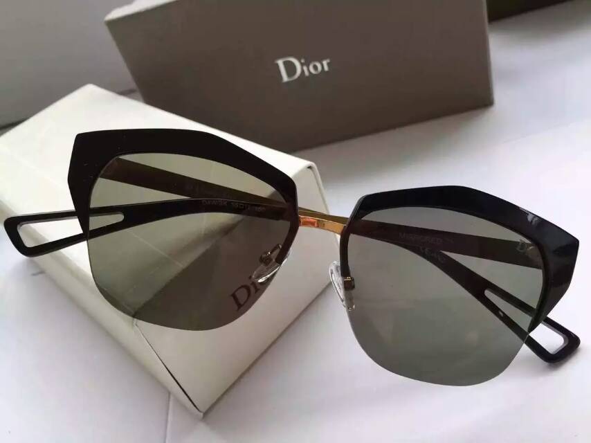 ディオールコピー サングラス 2024春夏新作 CHRISTIAN DIOR レディース UVカット 眼鏡 drglass150726-12