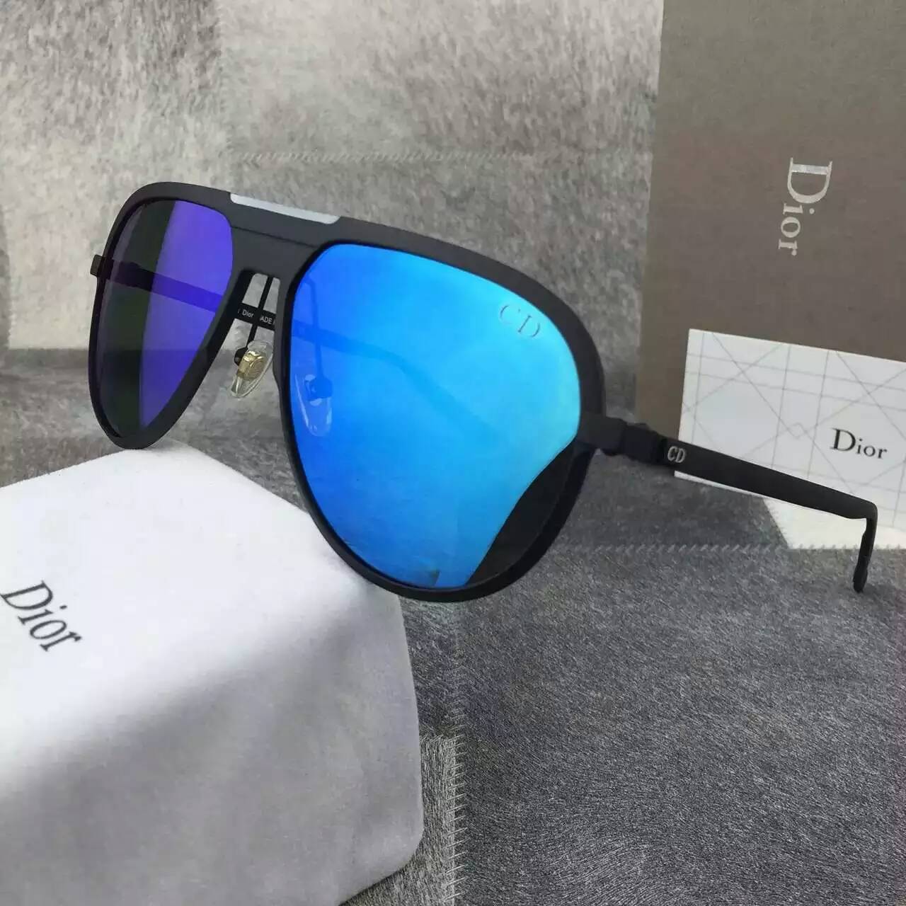 ディオールコピー サングラス CHRISTIAN DIOR 2024春夏新作 オシャレ UVカット 眼鏡 drglass160314-9