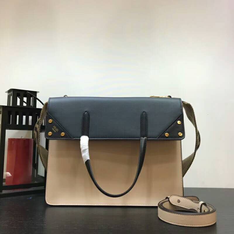 フェンディバッグコピー FENDI 2024新作 高品質 フリップ ラージ fd190220p120-3