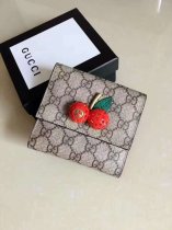 GUCCI 偽物グッチ 財布 2024新作 ファッション ちび 三つ折財布 476051