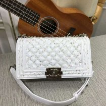 CHANEL 偽物シャネル バッグ 2024新作 クラシック 菱格 斜め掛けショルダーバッグ chb67086A-24