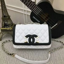 シャネルコピー バッグ CHANEL 2024新作 チェーンショルダーバッグ 93340A