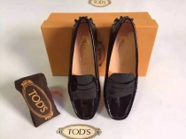 トッズコピー 靴 TOD'S 2024春夏新作 レディース ドライビングシューズ トレンド デッキシューズ todshoes150714-1