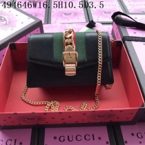 スーパーコピーグッチ バッグ GUCCI 2024新作 ミニ チェーン斜め掛けショルダーバッグ 494646-3