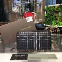 BOTTEGA VENETA ボッテガヴェネタコピー 財布 2024新作 刺しゅう ラウンドファスナー長財布 bv88308