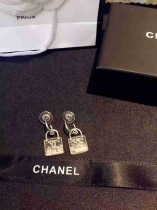 新品 シャネルコピー ピアス CHANEL 2024秋冬新作 レディース ピアス 魅力全開 chearrings161009-13