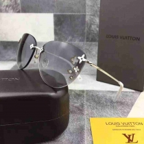 ルイヴィトンコピー サングラス LOUIS VUITTON 2024新作 UVカット オシャレ 人気 眼鏡 lvglass161116-3