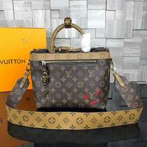 ルイヴィトンコピー バッグ LOUIS VUITTON 2024新作 ショルダーバッグ M52008