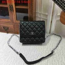 偽物シャネル 財布 CHANEL 2024新作 クラシック チェーンウォレット シルバー金具 84310-1