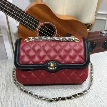 シャネルコピー バッグ 2024新作CHANEL ボックスカーフ チェーン斜め掛けショルダーバッグ chbag8007A-1