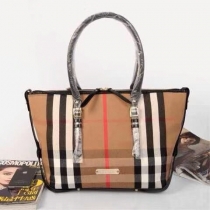 バーバリーコピー バッグ 2024新作BURBERRY ファッション トートバッグ ショルダーバッグ bur2397