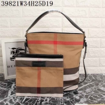 2024新作 バーバリーコピー バッグ BURBERRY レディース チェック バケツ型バッグ bur39821-3