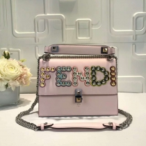 FENDI フェンディコピー バッグ 2024新作 ファッション チェーン肩かけショルダーバッグ fdb8036-1