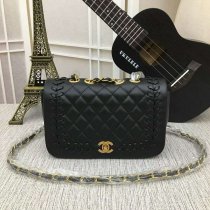 シャネルコピー バッグ CHANEL 2024新作  ショルダーバッグ 25823A