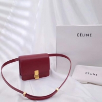 セリーヌ偽物バッグ CELINE 2024新作 カーフスキンボックスのスモールクラシックバッグ 164183