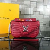 ルイヴィトン偽物 バッグ LOUIS VUITTON 2024新作 チェーンバッグ MM M51945