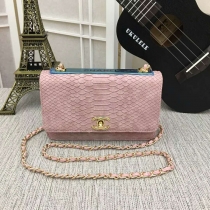 シャネルコピー バッグ CHANEL 2024新作 ショルダーバッグ 33814A